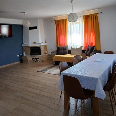 Casa Loredana Cîrţişoara Exteriör bild